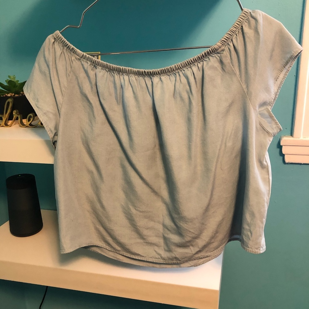 Off the shoulder